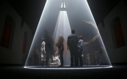 Anthony McCall, Between You and I, 2006